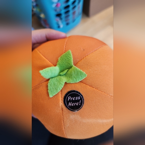 Annoying orange plush talk - Picture 3 of 4